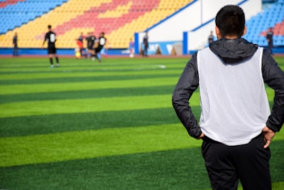بث مباشر مباراة ليفربول و مانشستر سيتي الانمواجهة نارية في الدوري الإنجليزي
