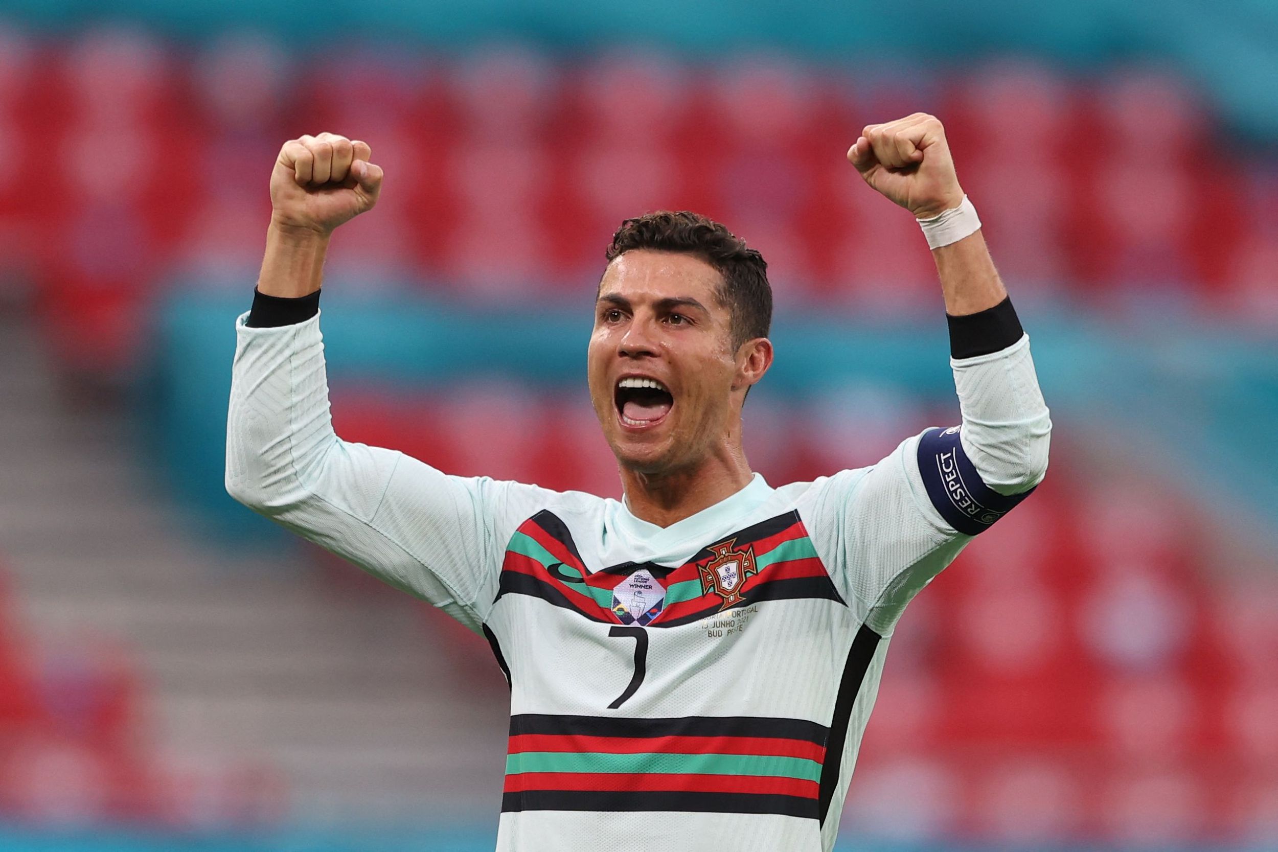 ليفربول وتوتنهام HDمواجهة نارية في الدوري الإنجليزي الممتاز